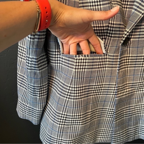 Talbots Blazer Cotton Blend Gray 4 Suits Academia Preppy
Plaid Blazer - Picture 10 of 11